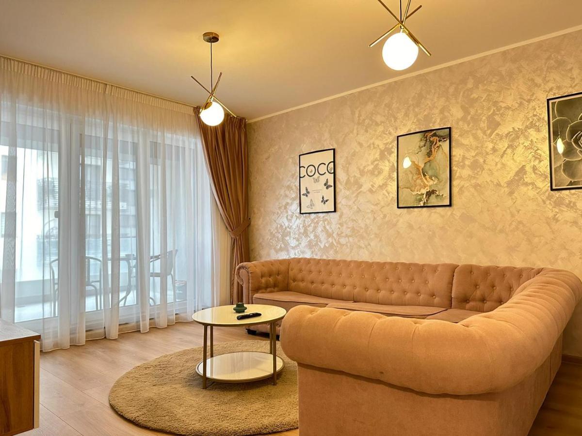 Coresi Mall Area & By Glam Brasov