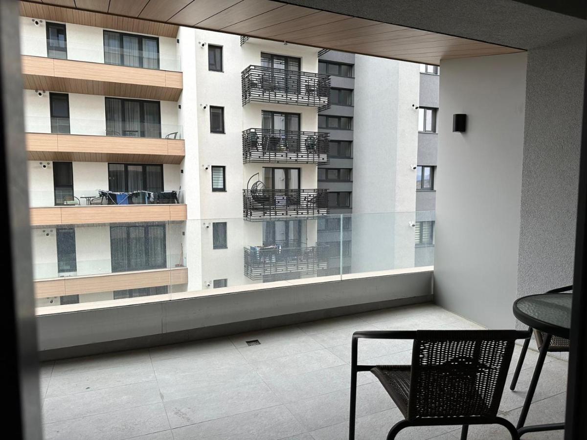 Apartamento Coresi Mall Area & By Glam *